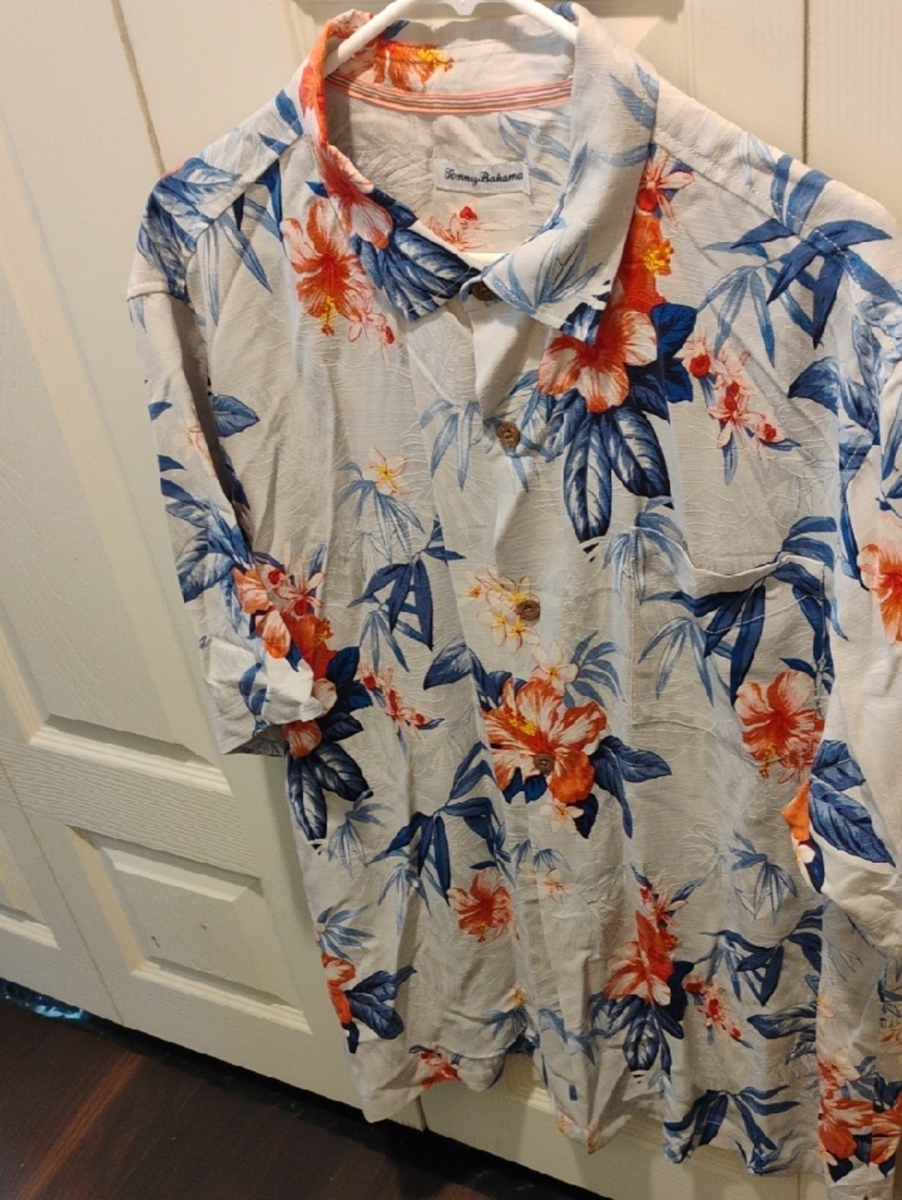Tommy Bahama White Short-Sleeve Floral Button-Down with Blue and Orange Print